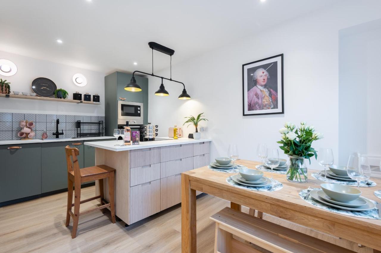The Pinkish House - 4 Bed Home In The Town Centre Blairgowrie and Rattray Екстер'єр фото