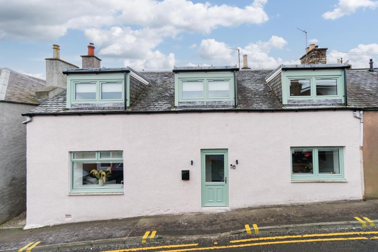 The Pinkish House - 4 Bed Home In The Town Centre Blairgowrie and Rattray Екстер'єр фото